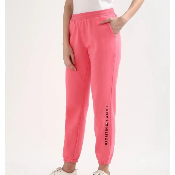Tommy Hilfiger Women's Pink Logo Hoodie & Jogger - Picture 3 of 6